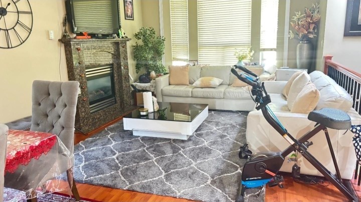 Photo 4 at 6128 St Catherine Street, Fraser VE, Vancouver East