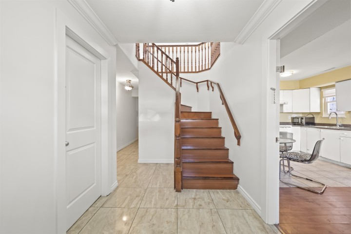 Photo 27 at 638 E 61st Avenue, South Vancouver, Vancouver East