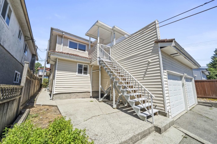 Photo 28 at 638 E 61st Avenue, South Vancouver, Vancouver East