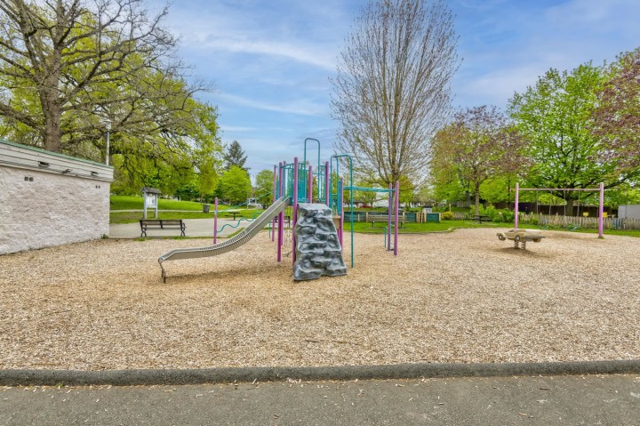 Photo 28 at 201 - 3939 Knight Street, Vancouver East