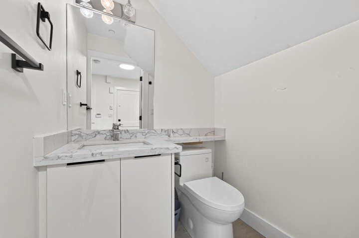 Photo 29 at 5835 Clarendon Street, Killarney VE, Vancouver East