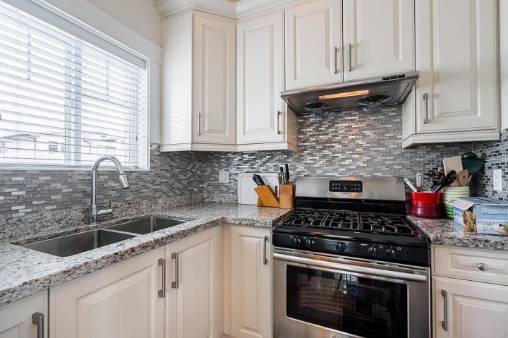 Photo 12 at 1606 E 29th Avenue, Knight, Vancouver East