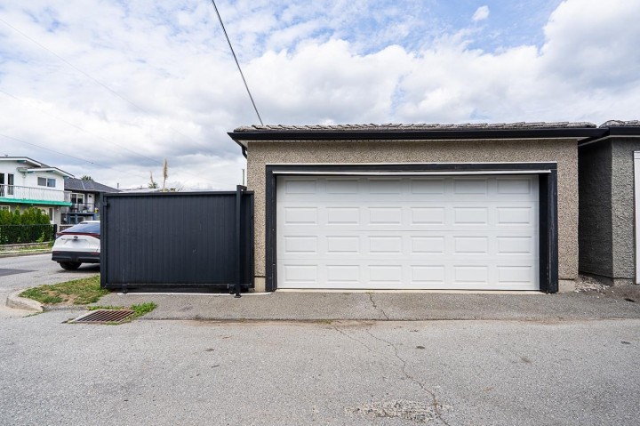Photo 39 at 1606 E 29th Avenue, Knight, Vancouver East
