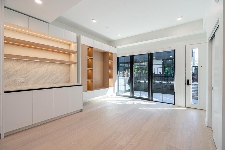 Photo 3 at 107 - 551 W 28th Avenue, Cambie, Vancouver West