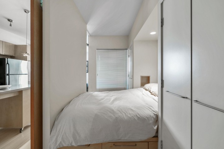 Photo 16 at 402 - 1072 Hamilton Street, Yaletown, Vancouver West