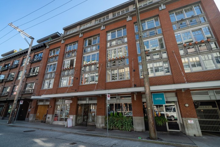 Photo 5 at 402 - 1072 Hamilton Street, Yaletown, Vancouver West