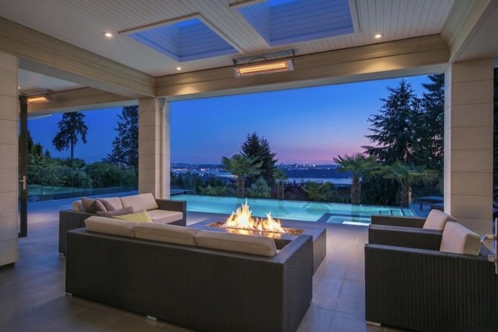 Photo 4 at 1515 Camelot Road, Chartwell, West Vancouver