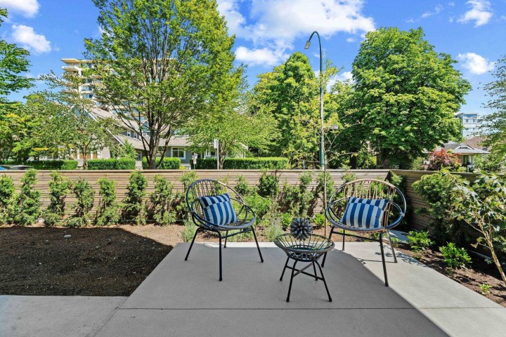 Photo 3 at 5489 Larch Street, Kerrisdale, Vancouver West