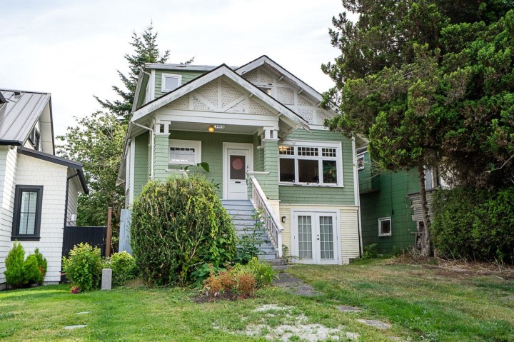 Photo 1 at 2814 Trinity Street, Hastings Sunrise, Vancouver East