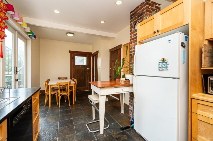Photo 9 at 2814 Trinity Street, Hastings Sunrise, Vancouver East