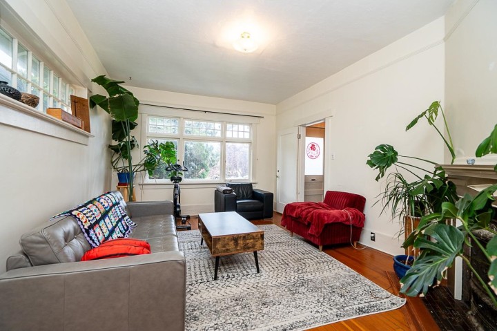Photo 4 at 2814 Trinity Street, Hastings Sunrise, Vancouver East