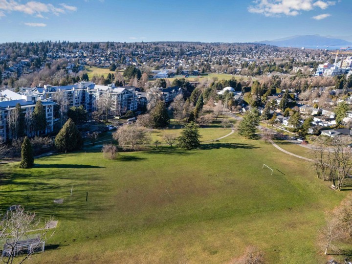Photo 30 at 2409 - 4625 Valley Drive, Quilchena, Vancouver West