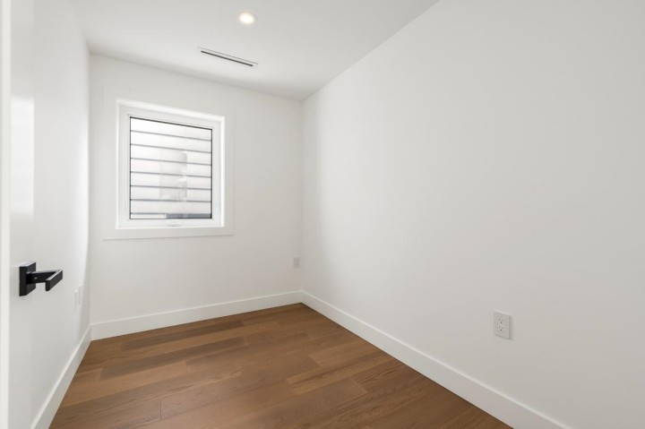 Photo 17 at 1 - 950 W 17th Avenue, Cambie, Vancouver West