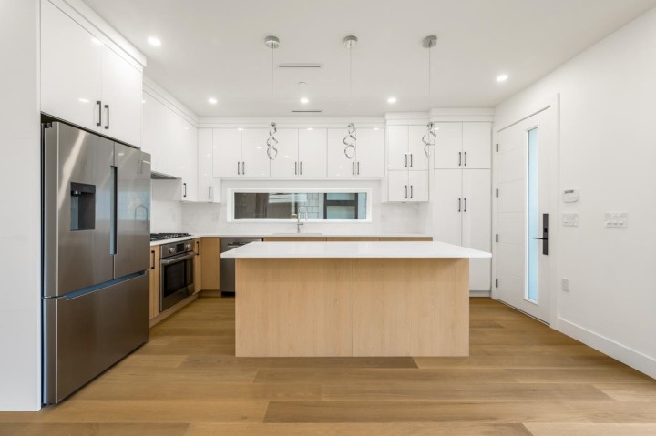 Photo 9 at 1 - 950 W 17th Avenue, Cambie, Vancouver West