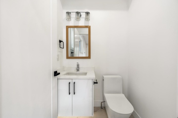 Photo 34 at 1 - 950 W 17th Avenue, Cambie, Vancouver West
