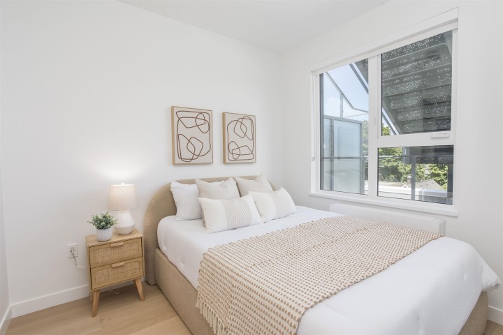 Photo 10 at PH522 - 2471 St. George Street, Mount Pleasant VE, Vancouver East