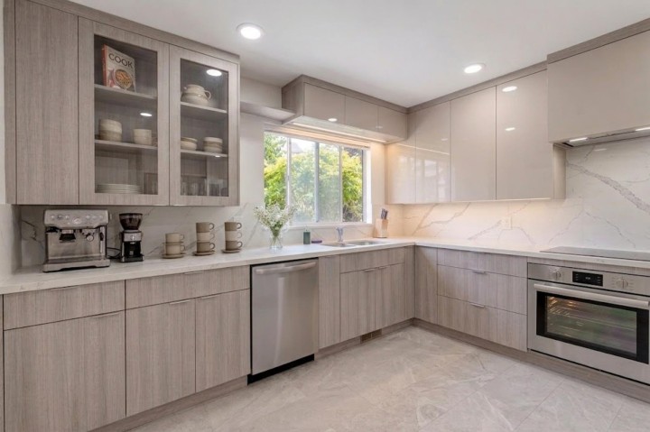 Photo 10 at 2087 Harrison Drive, Fraserview VE, Vancouver East