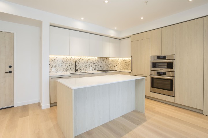 Photo 5 at PH517 - 2471 St. George Street, Mount Pleasant VE, Vancouver East