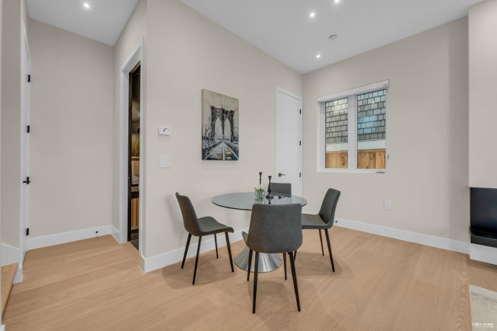 Photo 9 at 1 - 4150 W 14th Avenue, Point Grey, Vancouver West