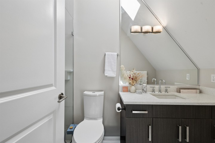Photo 24 at 1336 E 23 Avenue, Knight, Vancouver East