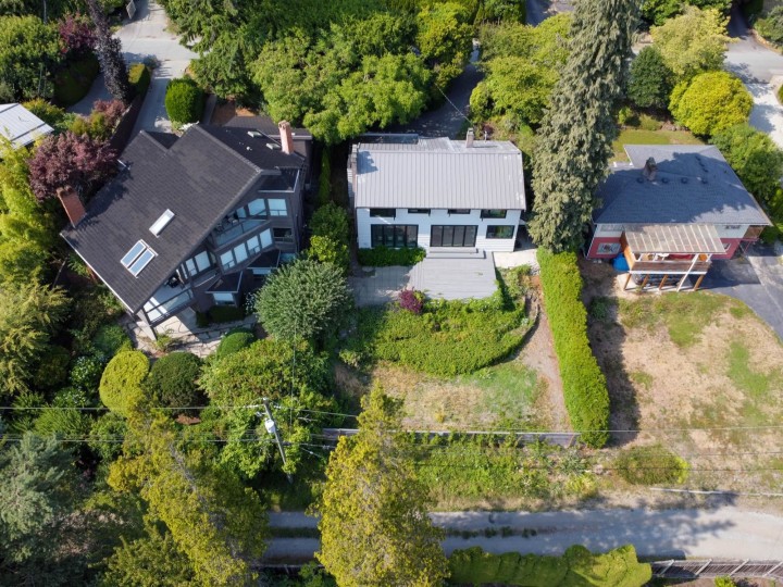 Photo 3 at 2234 Palmerston Avenue, Dundarave, West Vancouver