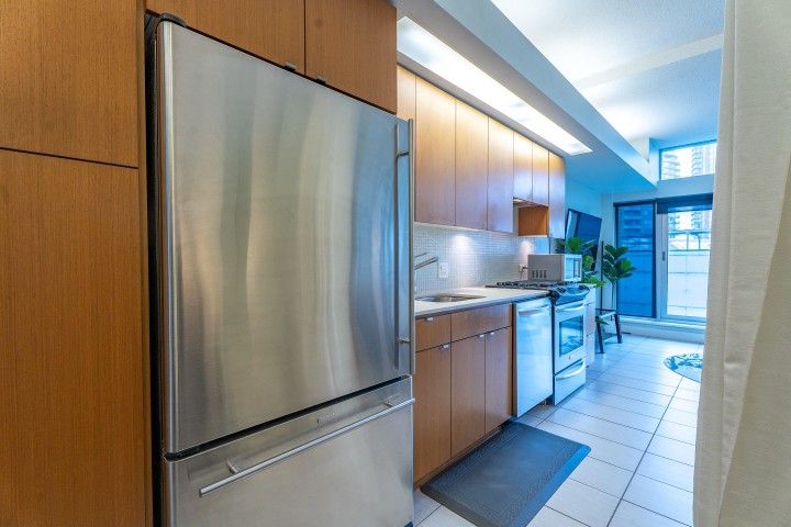 Photo 13 at 709 - 33 W Pender Street, Downtown VW, Vancouver West