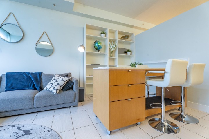 Photo 7 at 709 - 33 W Pender Street, Downtown VW, Vancouver West