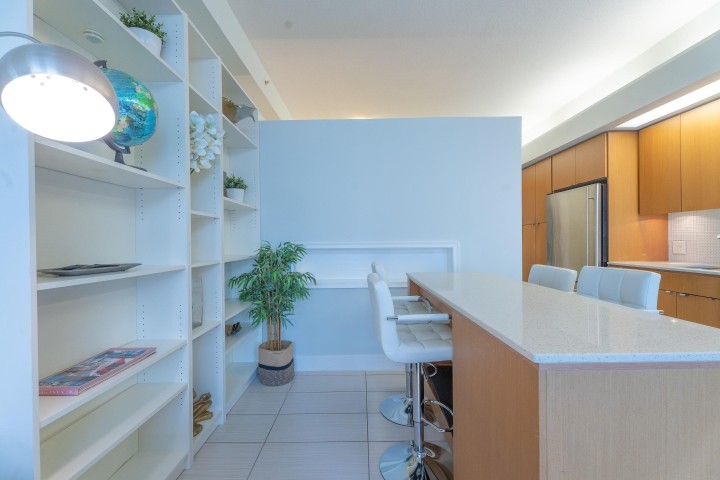 Photo 9 at 709 - 33 W Pender Street, Downtown VW, Vancouver West