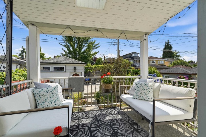 Photo 28 at 2640 Venables Street, Renfrew VE, Vancouver East