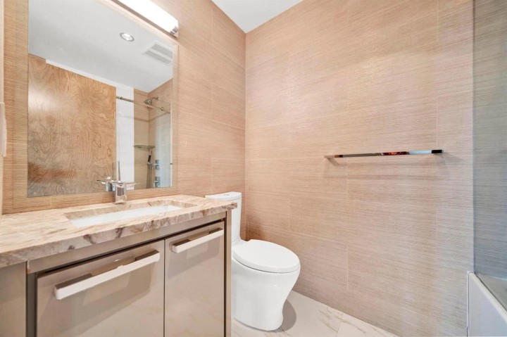 Photo 13 at PH2 - 2689 Kingsway, Collingwood VE, Vancouver East