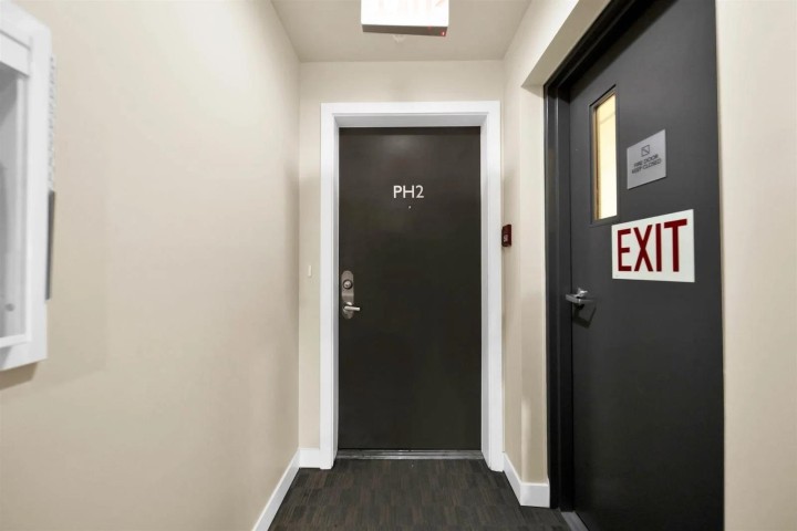 Photo 17 at PH2 - 2689 Kingsway, Collingwood VE, Vancouver East