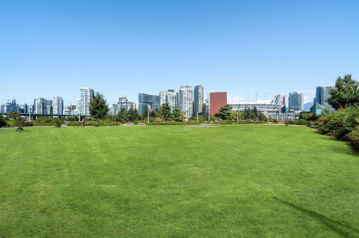 Photo 22 at 404 - 1616 Columbia Street, False Creek, Vancouver West