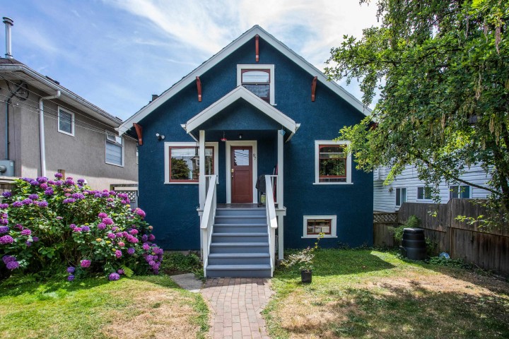 Photo 1 at 87 W 41st Avenue, Cambie, Vancouver West