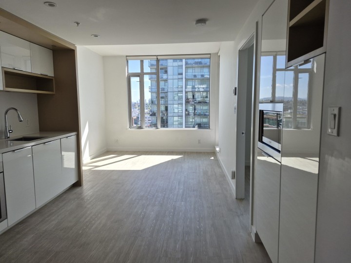 Photo 5 at 1402 - 1661 Quebec Street, Mount Pleasant VE, Vancouver East
