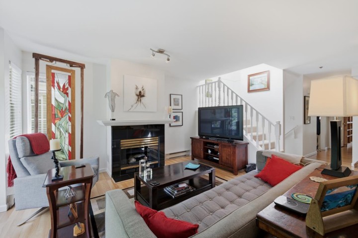 Photo 9 at 5 - 4149 Sophia Street, Main, Vancouver East