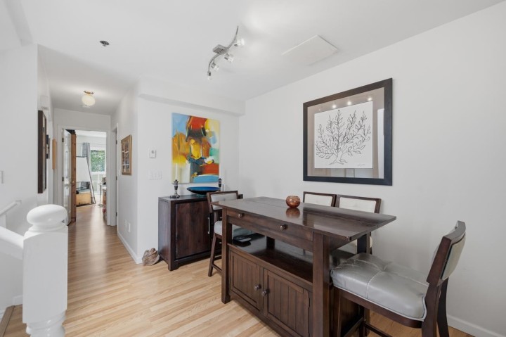 Photo 11 at 5 - 4149 Sophia Street, Main, Vancouver East