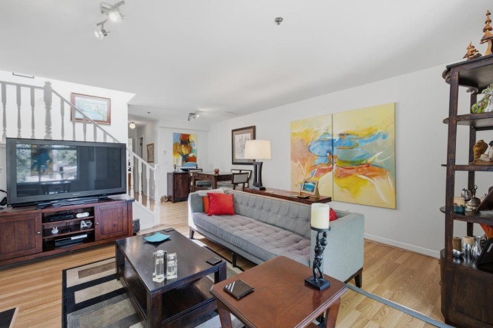 Photo 8 at 5 - 4149 Sophia Street, Main, Vancouver East