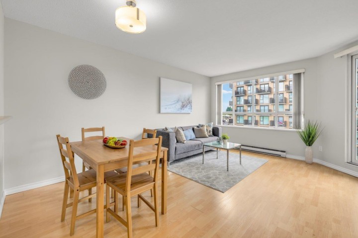 Photo 6 at 912 - 3455 Ascot Place, Collingwood VE, Vancouver East