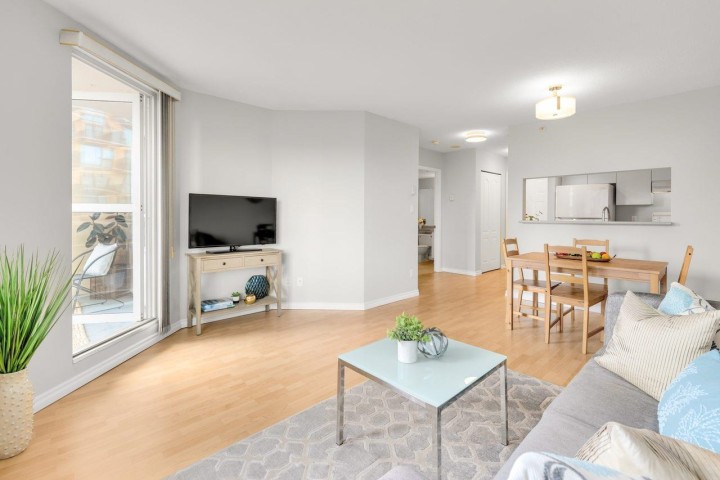 Photo 4 at 912 - 3455 Ascot Place, Collingwood VE, Vancouver East