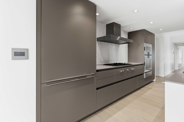 Photo 12 at 303 - 7128 Adera Street, South Granville, Vancouver West