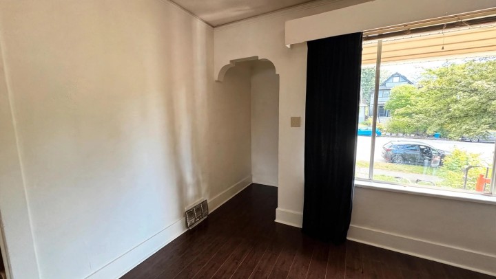 Photo 1 at 2561 Mcgill Street, Hastings Sunrise, Vancouver East