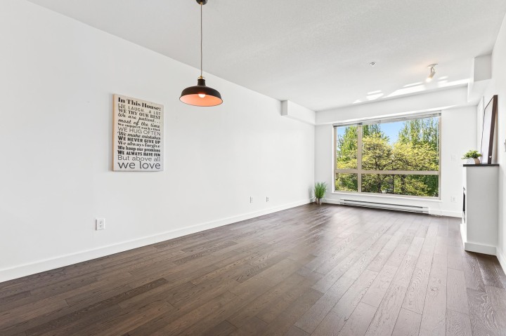 Photo 4 at 303 - 1330 Marine Drive, Pemberton NV, North Vancouver