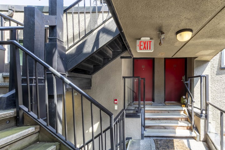 Photo 19 at 301 - 3673 W 11th Avenue, Kitsilano, Vancouver West