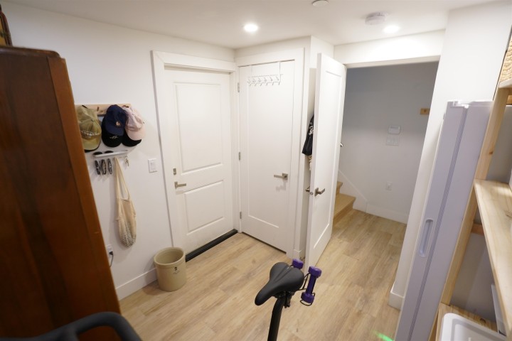 Photo 9 at 1025 Keefer Street, Strathcona, Vancouver East