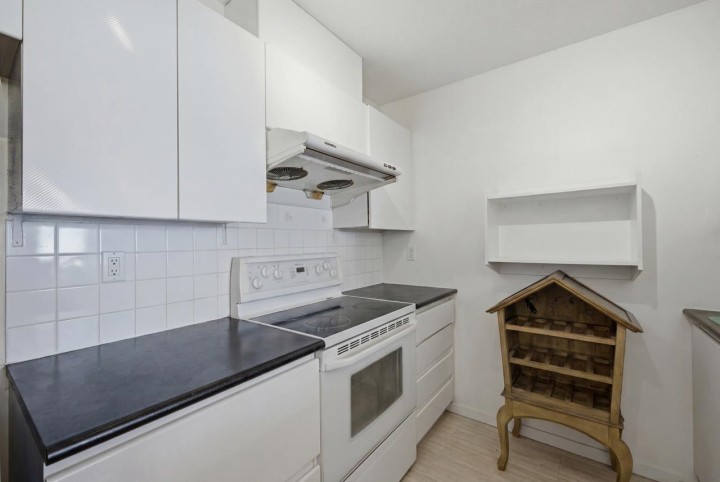 Photo 17 at 504 - 2288 Pine Street, Fairview VW, Vancouver West