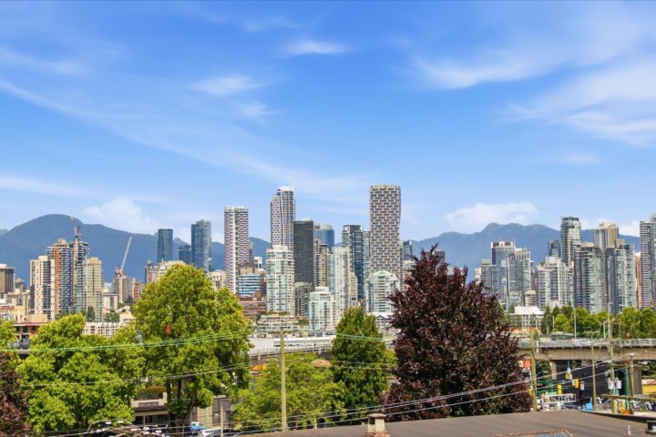 Photo 12 at 504 - 2288 Pine Street, Fairview VW, Vancouver West