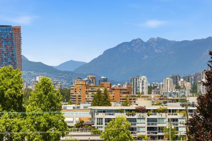 Photo 10 at 504 - 2288 Pine Street, Fairview VW, Vancouver West