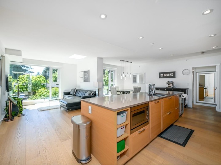 Photo 7 at 204 - 7128 Adera Street, South Granville, Vancouver West