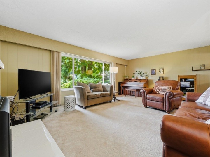 Photo 21 at 1380 Coleman Street, Lynn Valley, North Vancouver