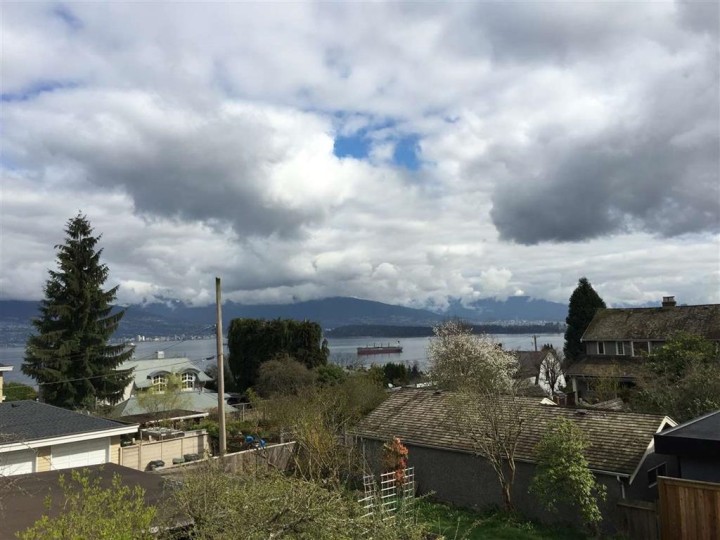 Photo 1 at 4633 W 4th Avenue, Point Grey, Vancouver West